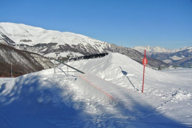 Snow park